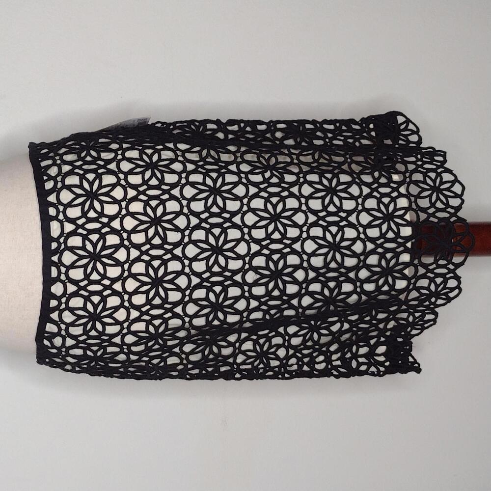 NWT Anthropologie Women's White/Black Skirt Size 6